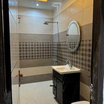 Bathroom in 5 BHK Villa at RWA Apartments Sector 108, Sector 108 – for Sale