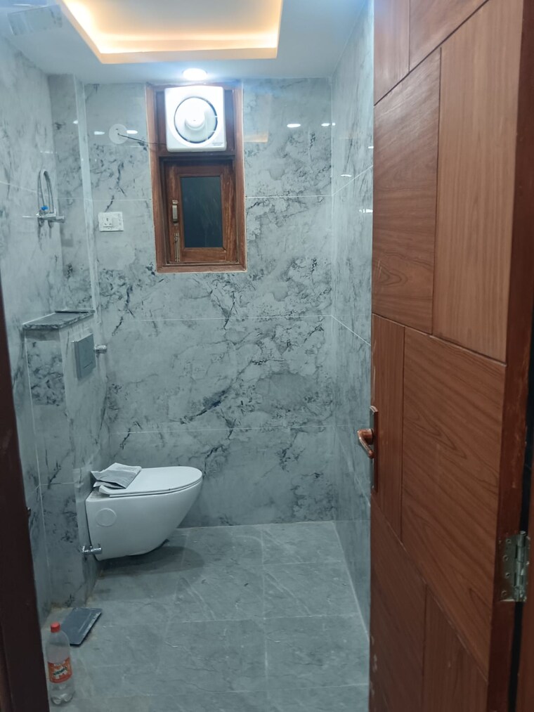Bathroom, panchsheel vihar 2 Bedroom 675 Sq.Ft. Builder Floor In Panchsheel Vihar Delhi 9022699