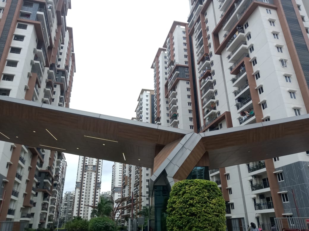 2.5 BHK + Pooja Room Apartment For Rent in Aparna Sarovar Zenith