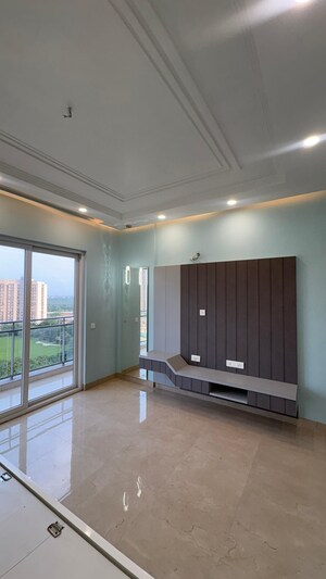 Bedroom in 4 BHK Apartment at Shalimar Belvedere Court, Malesemau – for Rent