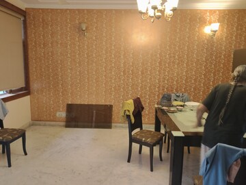Living Room in 3 BHK Apartment at Sector 21c – for Rent