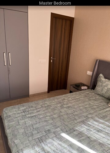 Bedroom in 1 BHK Apartment at Hiranandani Regent Hill, Powai – for Rent