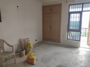 2 BHK Apartment For Rent in Sector 21c
