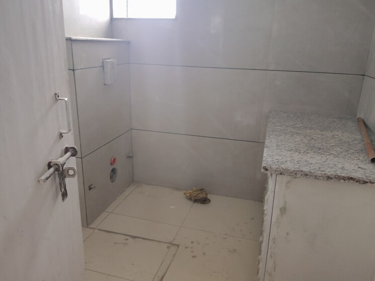 Bathroom, sector 21c 2 Bedroom 1250 Sq.Ft. Apartment In Sector 21c Faridabad 9022830