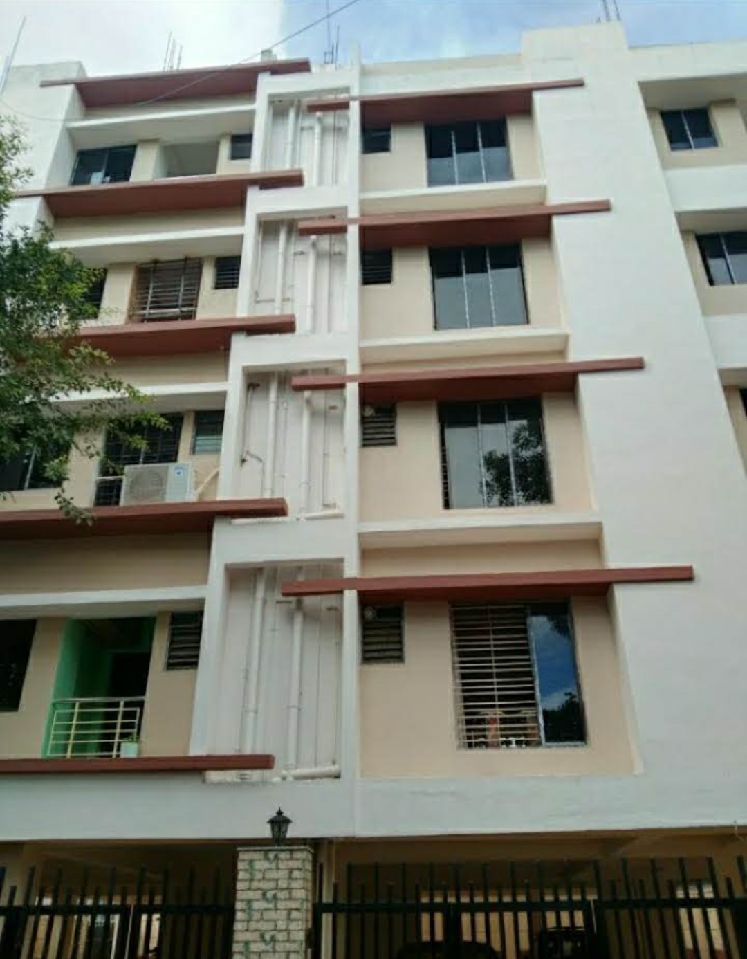 3 BHK Builder Floor For Sale in Swapna Kutir Rashbehari K