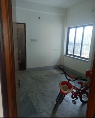 Room in 3 BHK Builder Floor at Rash Behari Avenue – for Sale