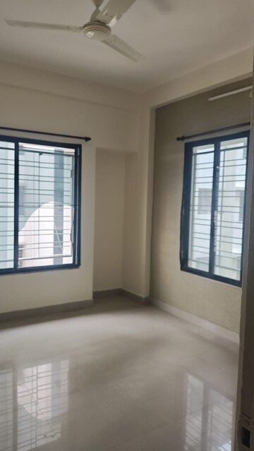 Room in 2 BHK Apartment at Mihan – for Rent