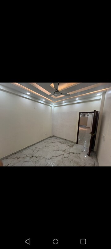 Room in 4 BHK Independent House at Puri Aman Vilas, Sector 89 – for Rent