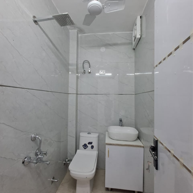 Bathroom, malviya nagar 2 Bedroom 900 Sq.Ft. Builder Floor In Malviya Nagar Delhi 9022925