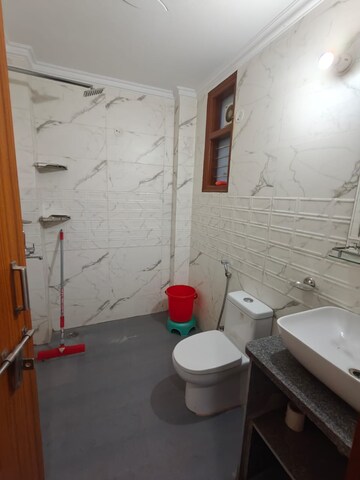 Bathroom in 3 BHK Builder Floor at Sector 14 – for Rent