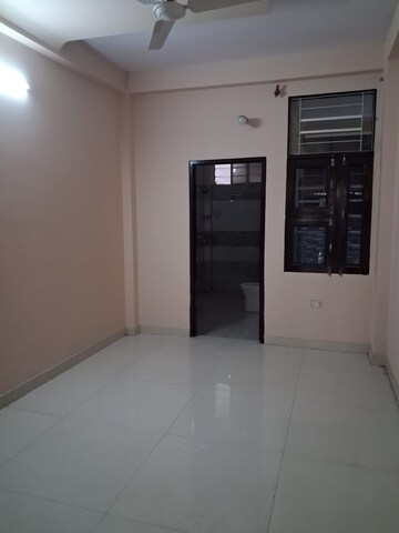 Room in 3 BHK Apartment at Unnati Tower, Vidhyadhar Nagar – for Rent