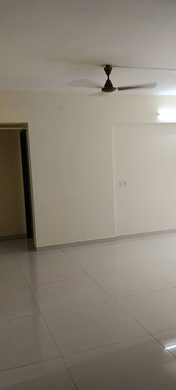 2 BHK Apartment For Rent in Tridhaatu Aum, Chembur