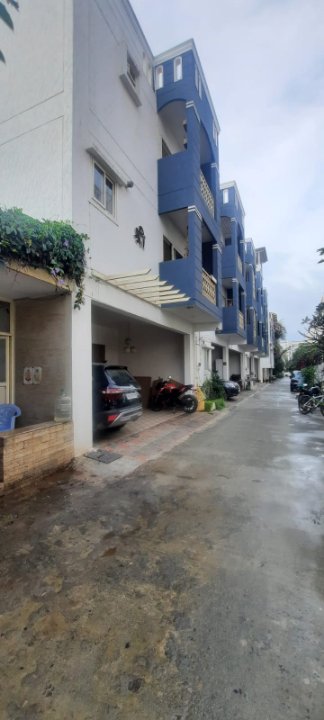 4 BHK + Pooja Room,Study Room Villa For Sale in ARS Bhavisha
