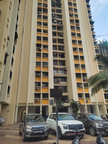 2.5 BHK Apartment For Rent in Runwal Garden City, Balkum Pada
