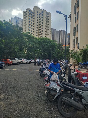 Parking in 2.5 BHK Apartment at Runwal Garden City, Balkum Pada – for Rent