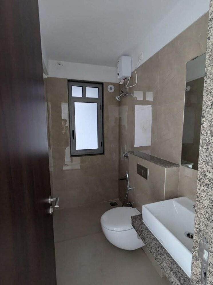 Bathroom, sunteck-city-avenue-4 2 Bedroom 644 Sq.Ft. Apartment In Goregaon West Mumbai 9023049