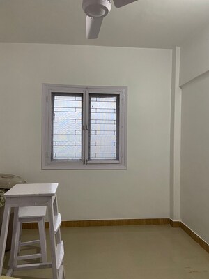 Room in 1 BHK Apartment at Friends CHS Santacruz East, Vakola – for Sale