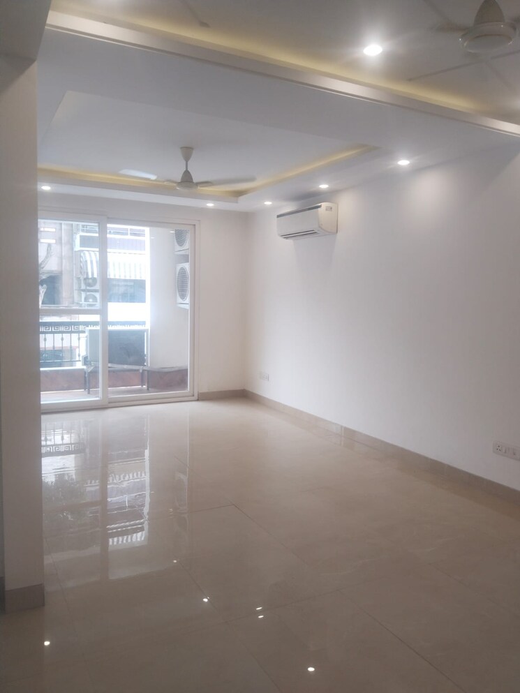 Living Room, saket 4 Bedroom 250 Sq.Yd. Apartment In Saket Delhi 9023065
