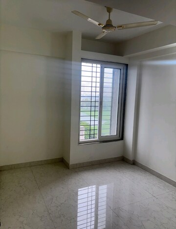 Room in 2 BHK Apartment at New Mhada Colony, Powai – for Rent