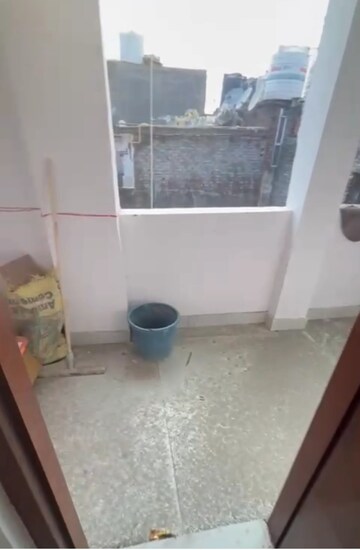 Furnished Amenities in 1 BHK Builder Floor at Malviya Nagar – for Rent