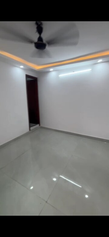 Room in 1 BHK Builder Floor at Malviya Nagar – for Rent