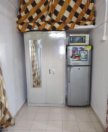 Furnished Amenities in 1 RK Apartment at Vinayak CHS Bandra East, Bandra East – for Rent