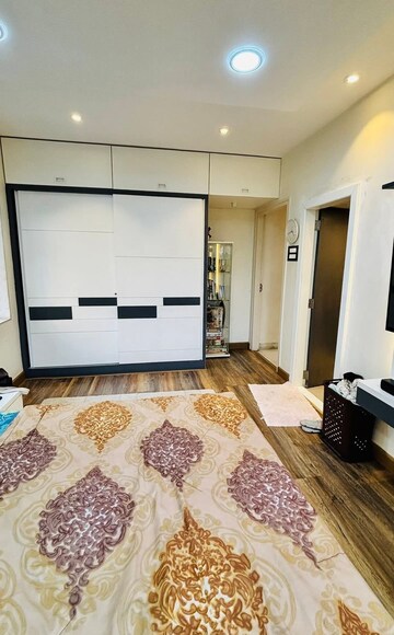 Bedroom in 2 BHK Apartment at K Raheja Vihar, Powai – for Rent