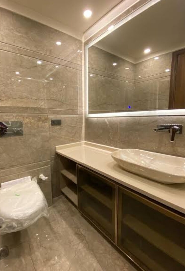 Attached Bathroom, viswakarma colony 2 Bedroom 750 Sq.Ft. Builder Floor In Viswakarma Colony Delhi 9023090