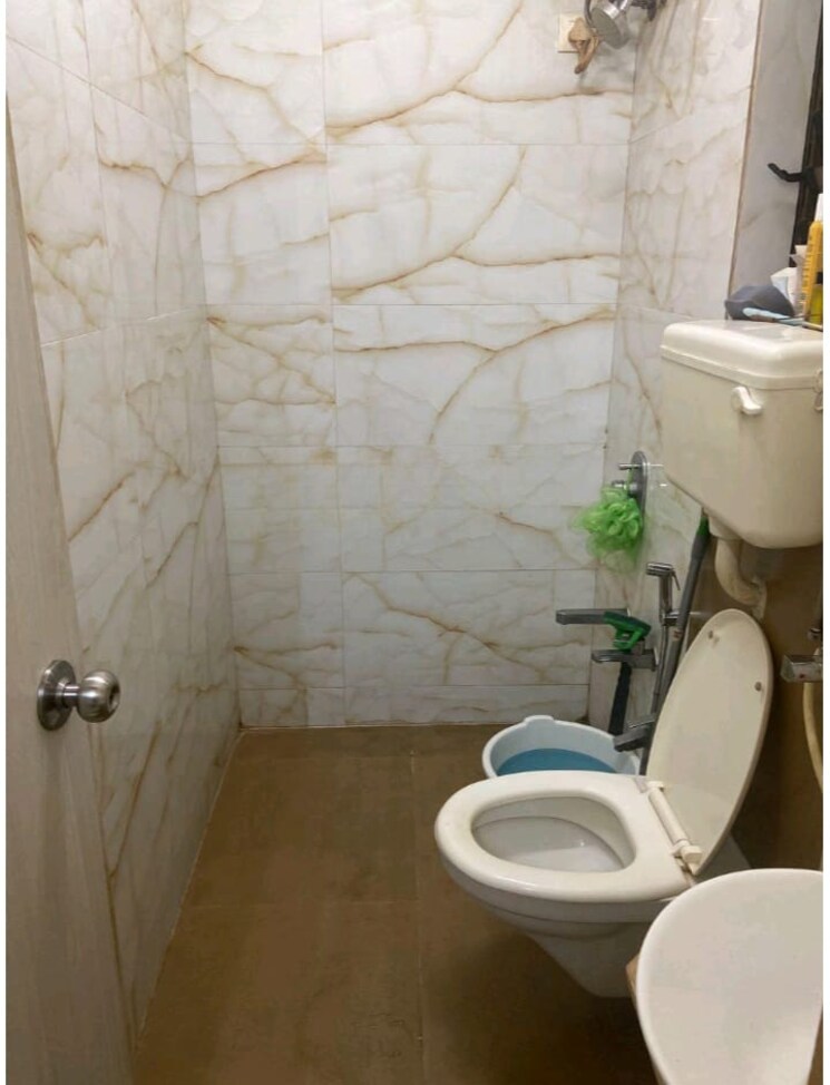 Bathroom, unique-greens-ghodbunder-road 1 Bedroom 415 Sq.Ft. Apartment In Ghodbunder Road Thane 9023121