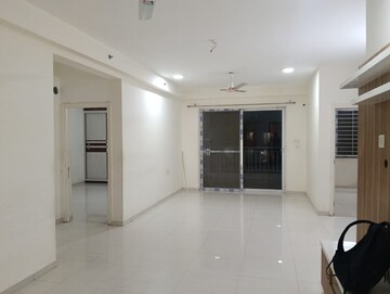 Room in 3 BHK Apartment at Kalpataru Residency, Sanath Nagar – for Rent