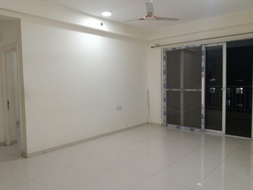 Room in 3 BHK Apartment at Kalpataru Residency, Sanath Nagar – for Rent