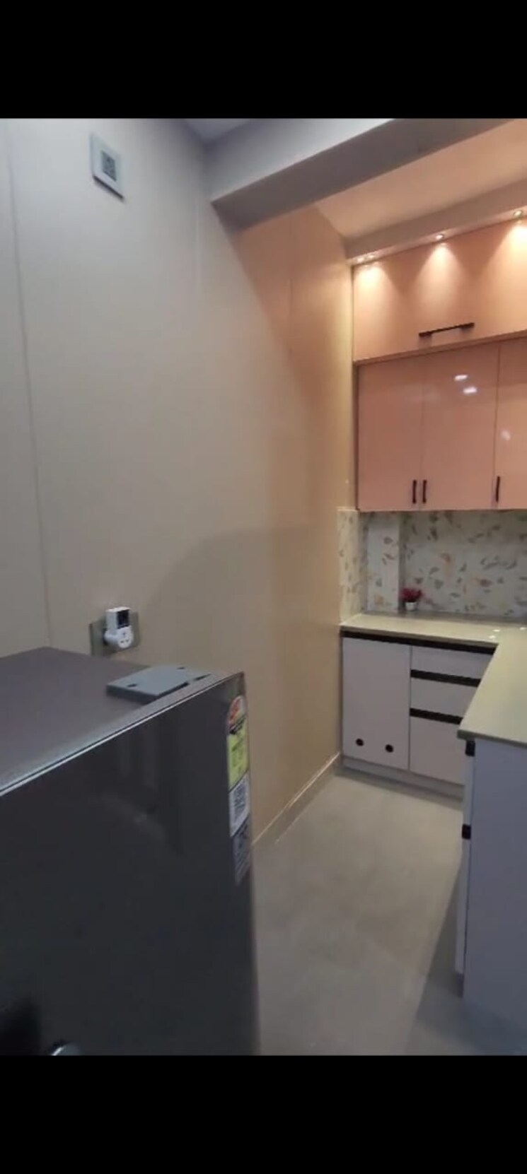 Kitchen, paras-tierea Studio 495 Sq.Ft. Apartment In Sector 137 Noida 9023137