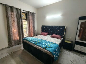 Bedroom in 2 BHK Builder Floor at Sector 49 – for Rent