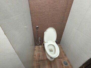 Bathroom in 2 BHK Builder Floor at Sector 49 – for Rent