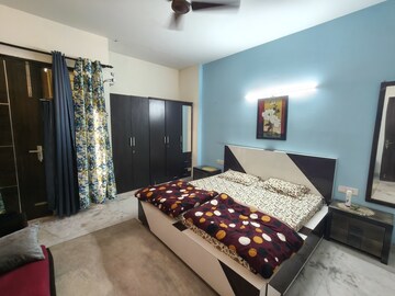 Bedroom in 2 BHK Builder Floor at Sector 49 – for Rent