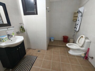 Bathroom in 2 BHK Builder Floor at Sector 49 – for Rent