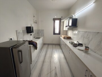 Kitchen in 2 BHK Builder Floor at Sector 49 – for Rent