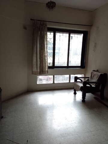 Room in 1 BHK Apartment at Avillion Greenfields Co Op Housing Society, Jogeshwari East – for Rent