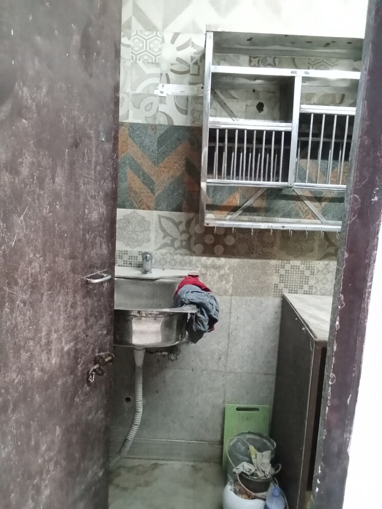 Kitchen, safdarjung development area 1 Bedroom 850 Sq.Ft. Builder Floor In Safdarjung Development Area Delhi 9023176