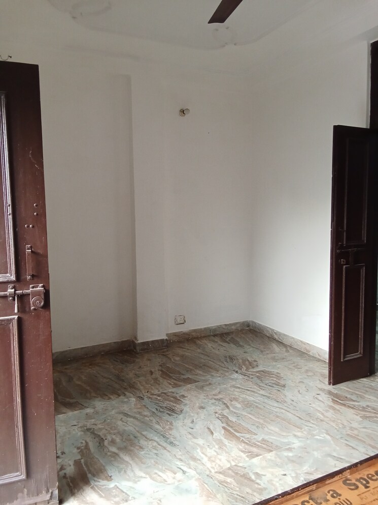 Room, arjun nagar 1 Bedroom 480 Sq.Ft. Builder Floor In Arjun Nagar Delhi 9023182