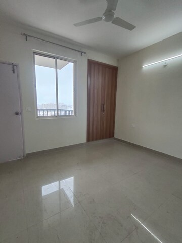Room in 3 BHK Apartment at Sare Home, Sector 92 – for Rent