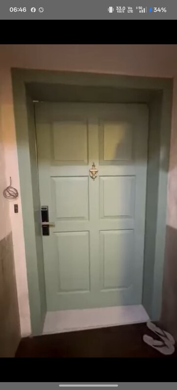 Bathroom in 3.5 BHK Apartment at Poseidon Apartment, Andheri West – for Rent