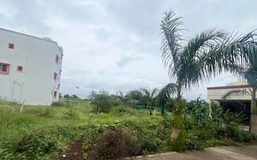 Plot For Sale in Manjri Budruk
