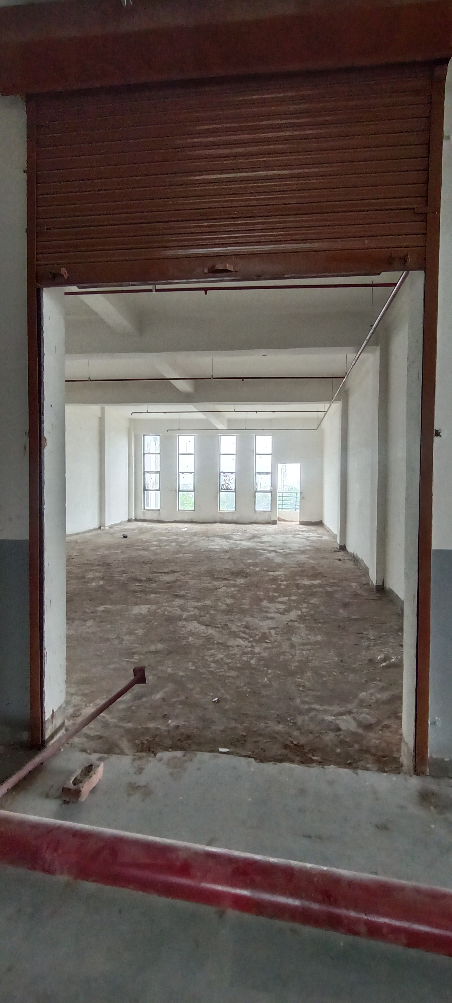 Office Space For Sale in Flated Factory Agar 