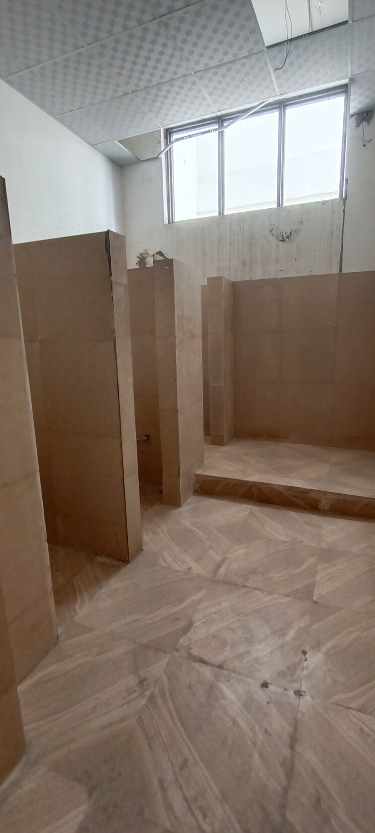 Bathroom, foundry nagar Commercial Office Space 2040 Sq.Ft. In Foundry Nagar Agra 9023218