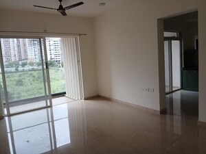 Room in 2 BHK Apartment at Marvel Ideal Spacio Phase 1, Undri – for Rent