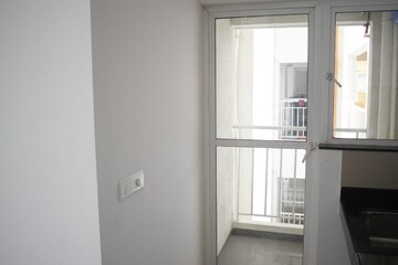 Room in 3 BHK Apartment at Godrej Greens, Undri – for Sale