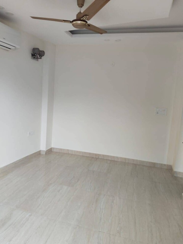 Room, kohli-one-malibu-town 3 Bedroom 1600 Sq.Ft. Builder Floor In Sector 47 Gurgaon 9023243