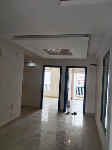 Building Lobby in 3 BHK Builder Floor at Kohli One Malibu Town, Sector 47 – for Rent