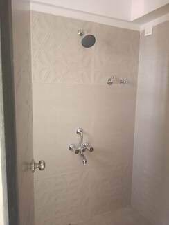 2 BHK Apartment For Sale in Ajanta Shopping Centre Malad